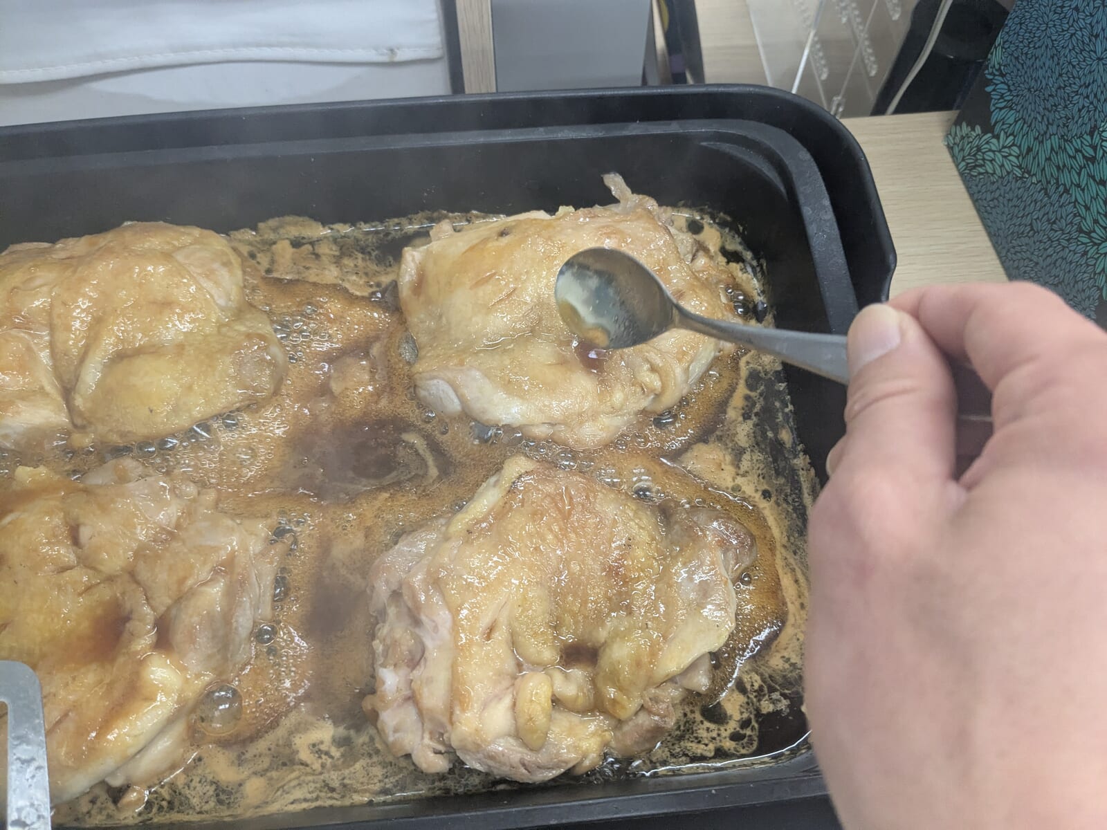 20251129グループワーク「オヤジ料理」照り焼きチキン調理画像