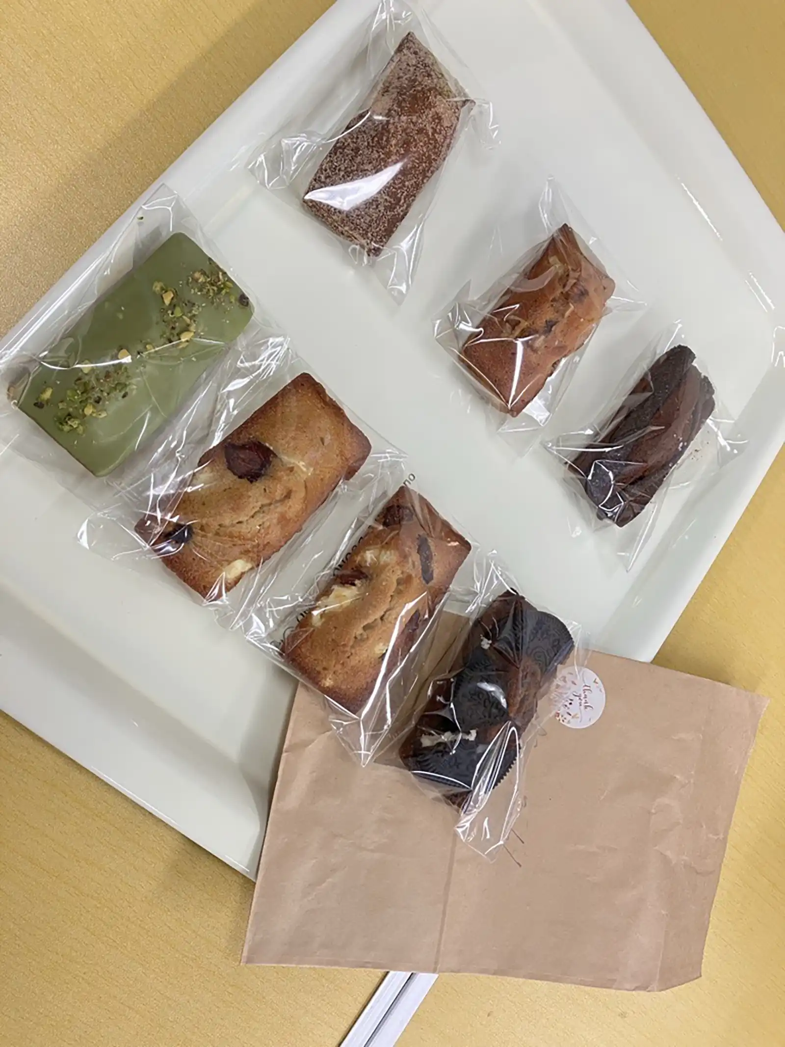 20251220茶話会「フィナンシェ」お菓子画像