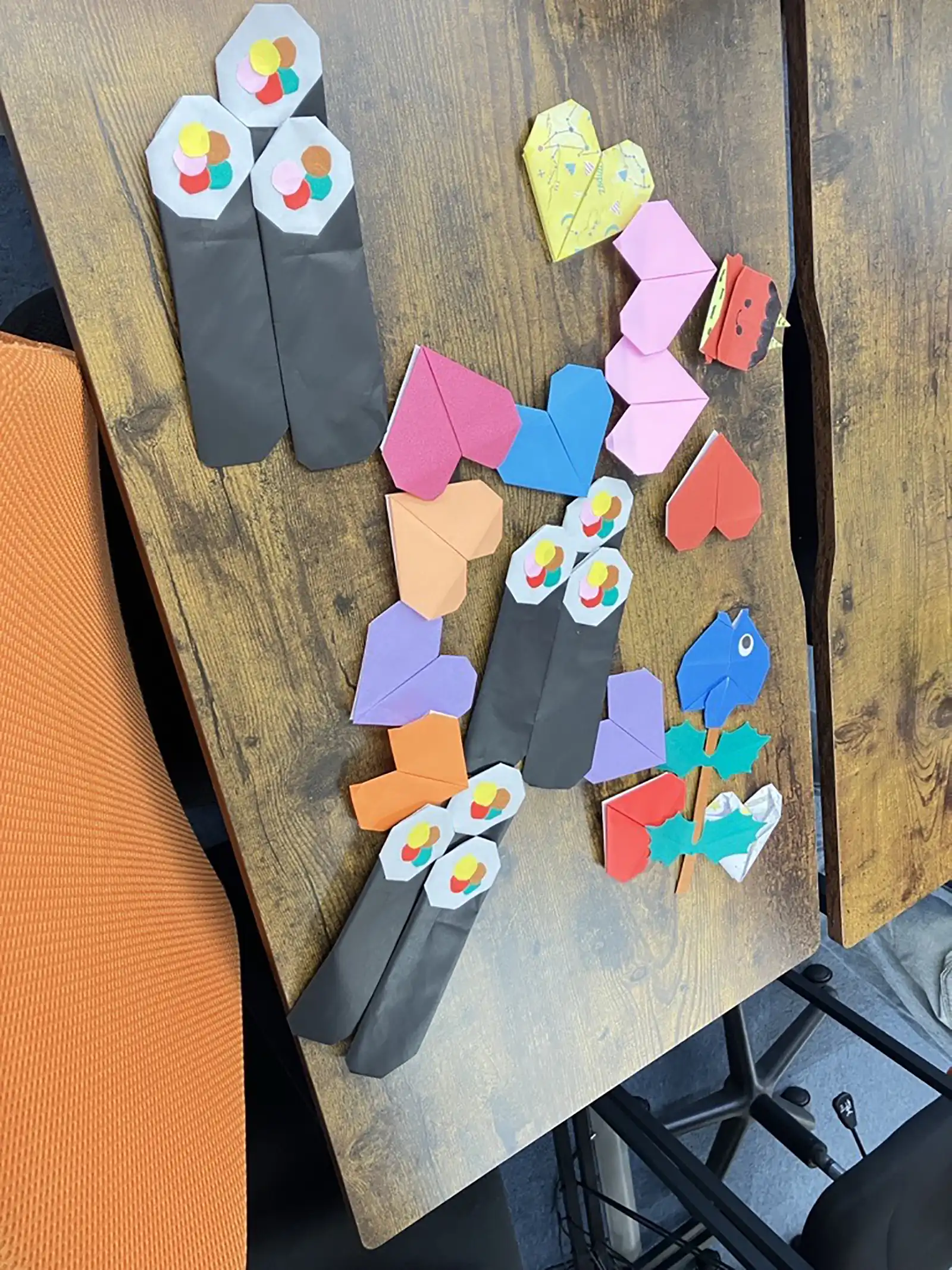 20260129グループワーク「所内装飾＆絵しりとり」装飾品画像