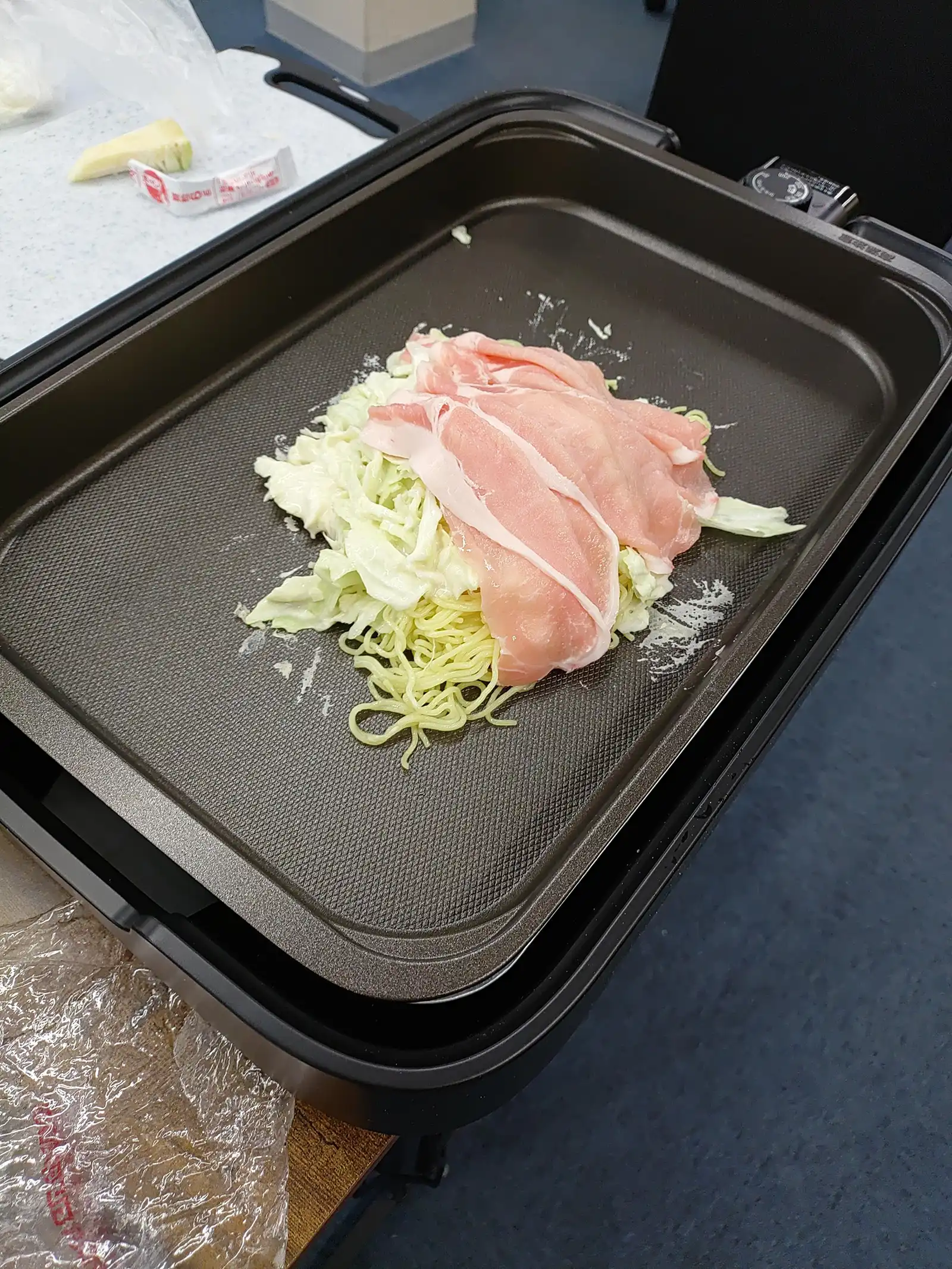 20261024グループワーク「自力で作ろう！お好み焼き大会」調理画像