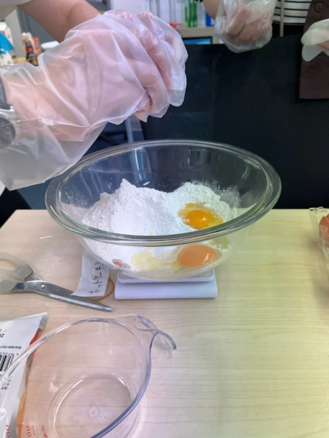 今日は祝日！海の日なんですが、フォームでは朝からクレープを作りました👌😘
アイスも買ってデザート風にしたりおかず系で作ってみたりと皆さん楽しまれていました。
祝日は普段と違った雰囲気もあるので、見学体験も大歓迎でございます。
#足立区 
#竹ノ塚 
#障害福祉サービス